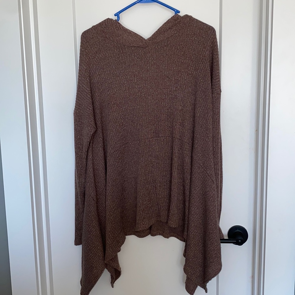 Ribbed brown long sleeve hooded tunic